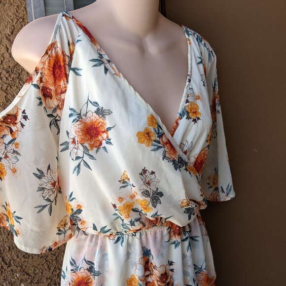 Floral Print Cold-Shoulder Sundress by Charlotte Russe- Size 2X - Picture 4 of 6